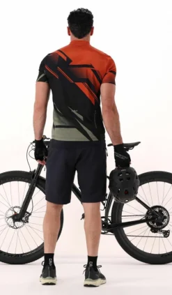 T-shirt da ciclismo da uomo con taschino sul retro